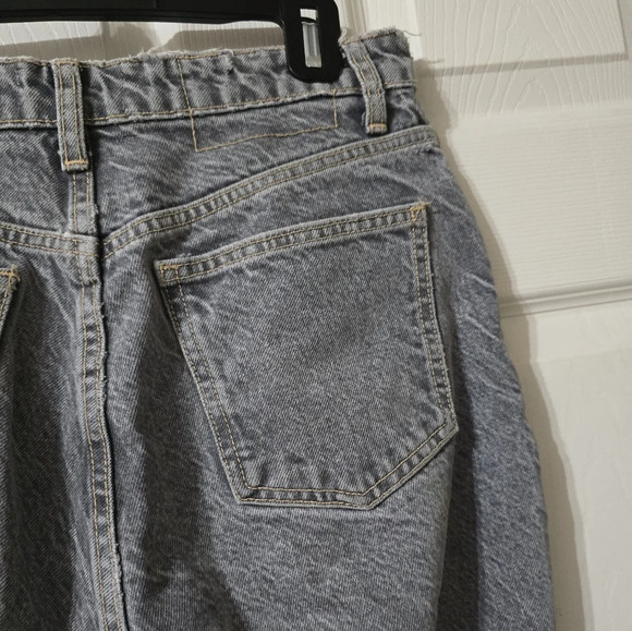 ZARA Gray Stonewash High Rise Straight Leg Jeans, Relaxed Fit, Ankle Length, EUC - Picture 10 of 14